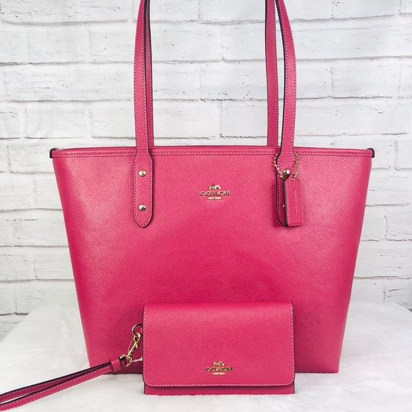 Coach Handbags - 2PCS Coach City Zip Top Tote Wallet Set